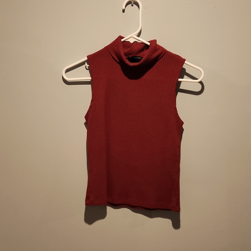 Cropped, turtle neck tank top